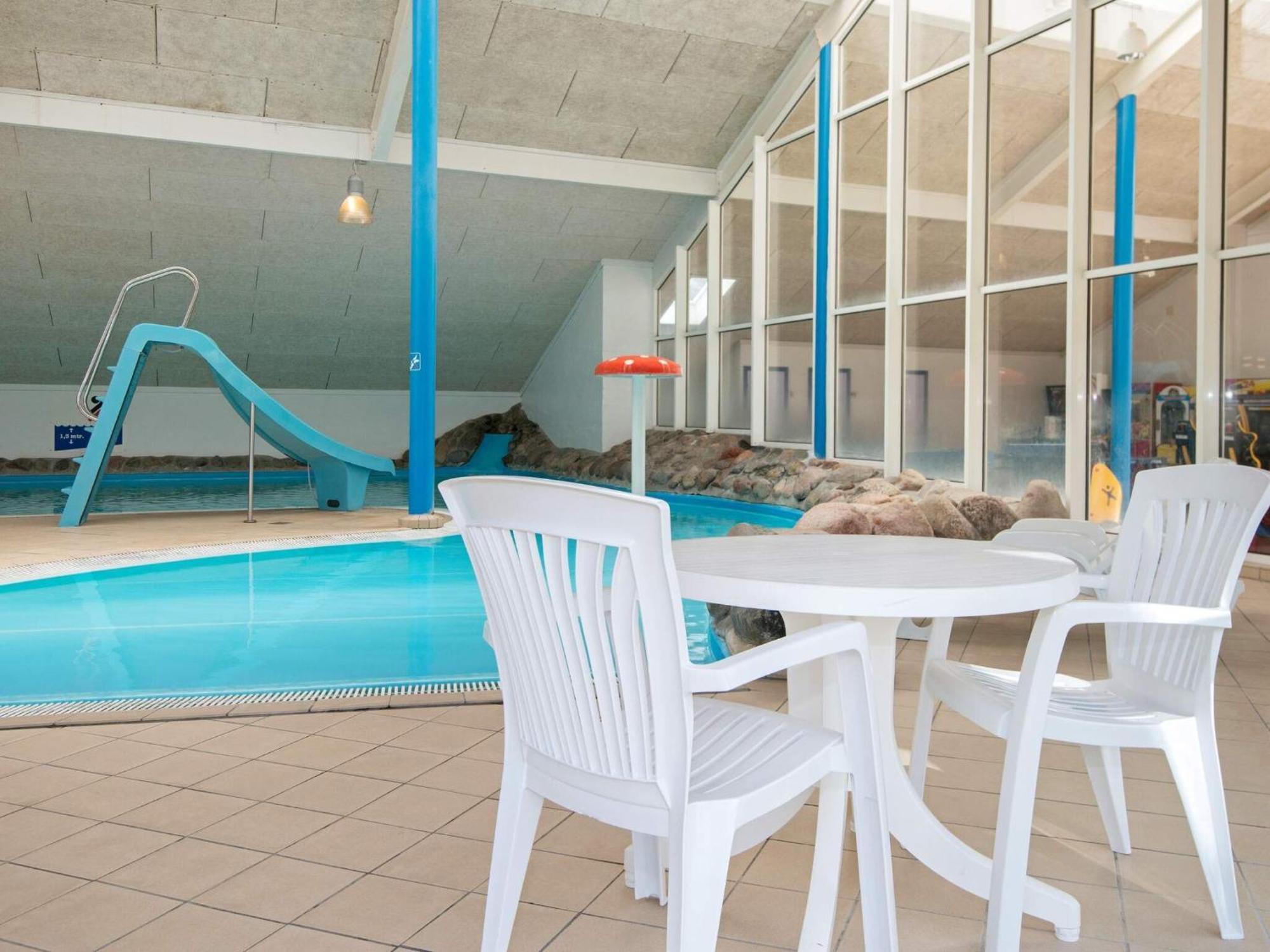 6 Person Holiday Home On A Holiday Park In Hemmet Exterior photo